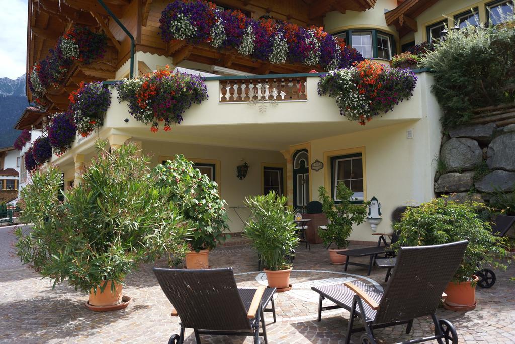 Appartementhaus Olympia Schlössl Neustift im Stubaital Buitenkant foto